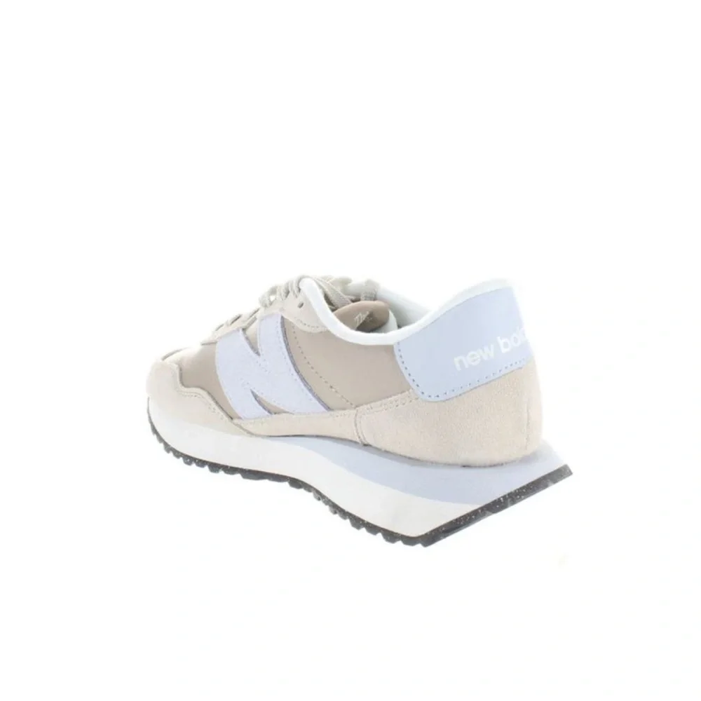 New Balance Women's Beige and White Sneakers - Picture 3 of 15